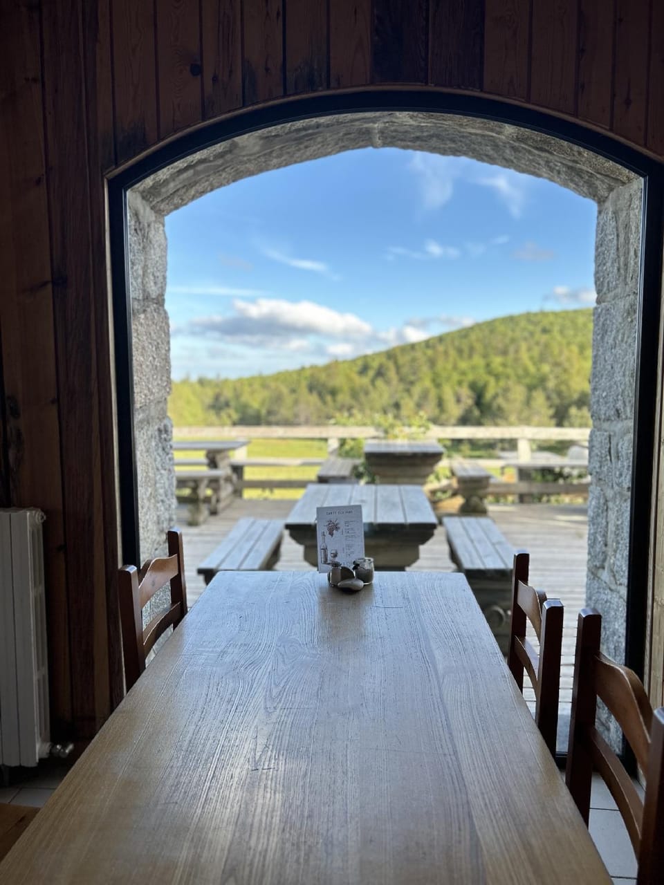 Auberge du Mas de la Barque Inn in Auvergne-Rhône-Alpes