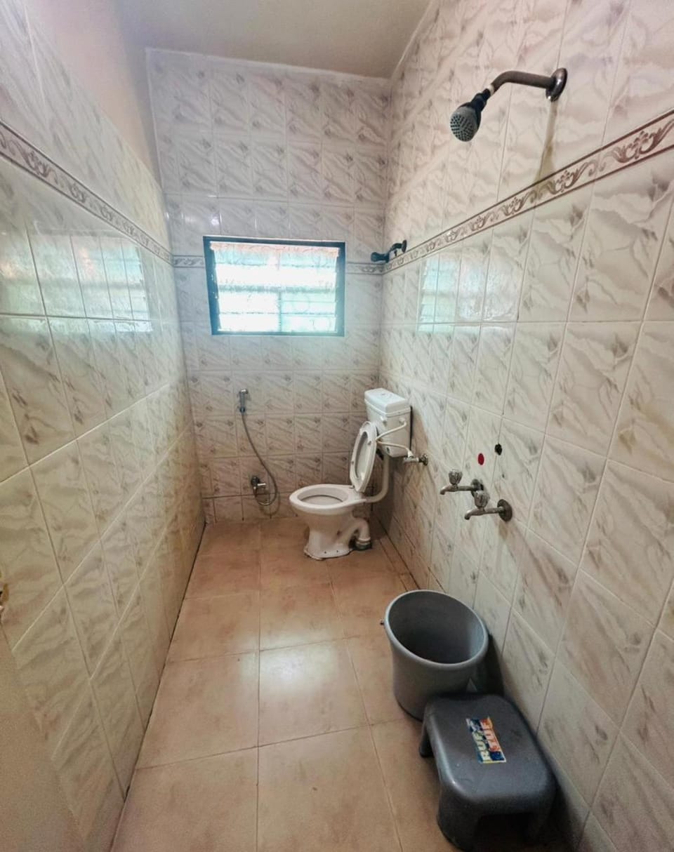 Hotel Shiv-Shakti Lodge Hotel in Maharashtra