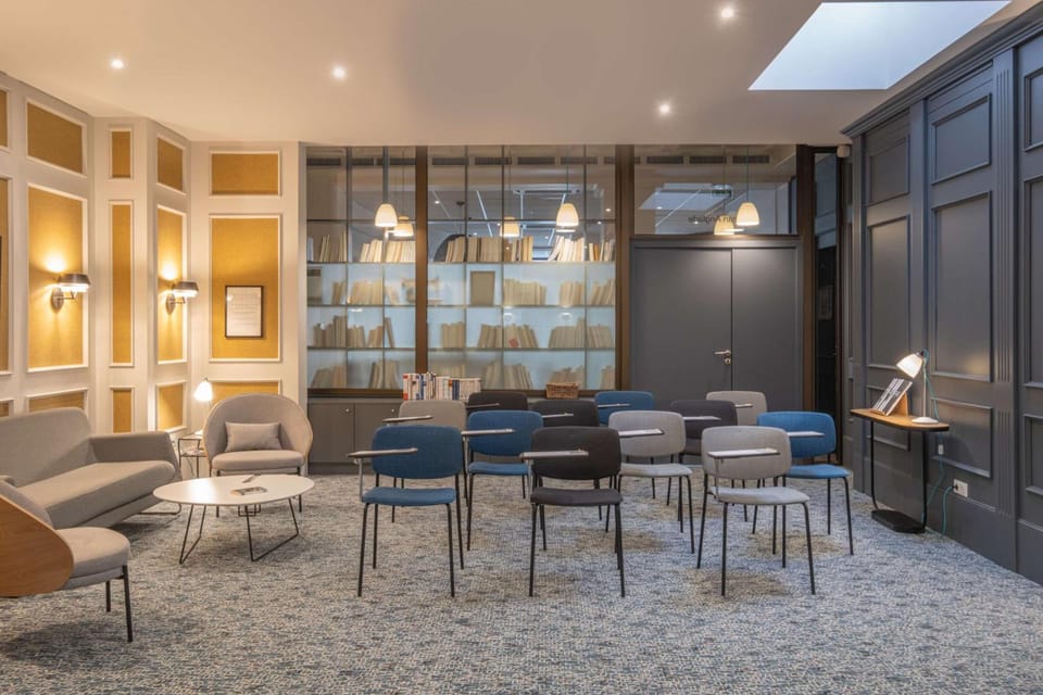 Hotel Litteraire Alexandre Vialatte, BW Signature Collection Hotel in Clermont-Ferrand