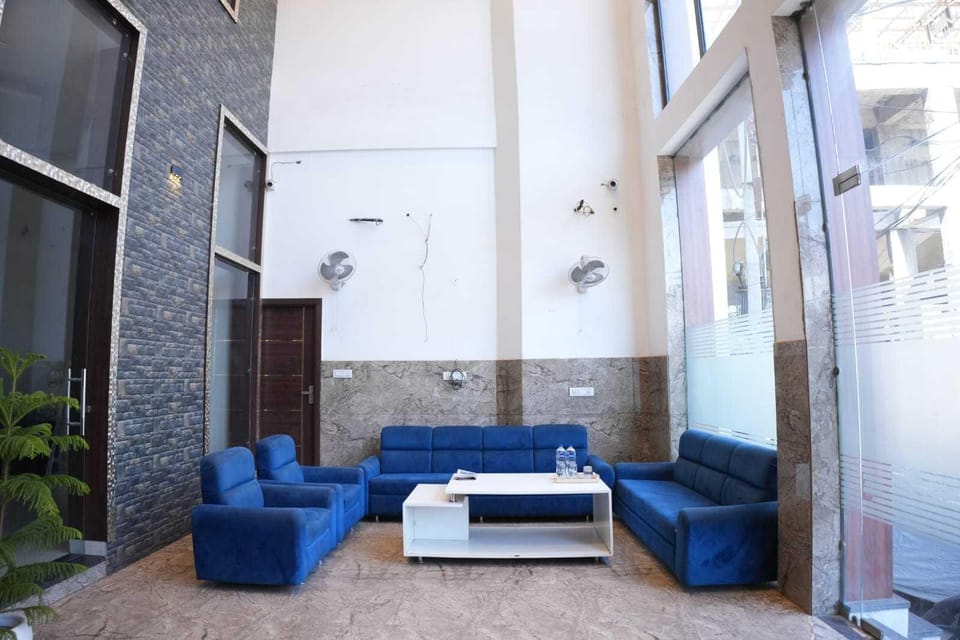 Hotel O ak pride Hotel in Punjab, India