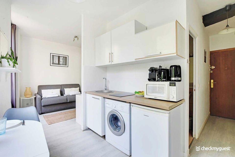 Studio in the heart of the Marais ! Hotel in Paris