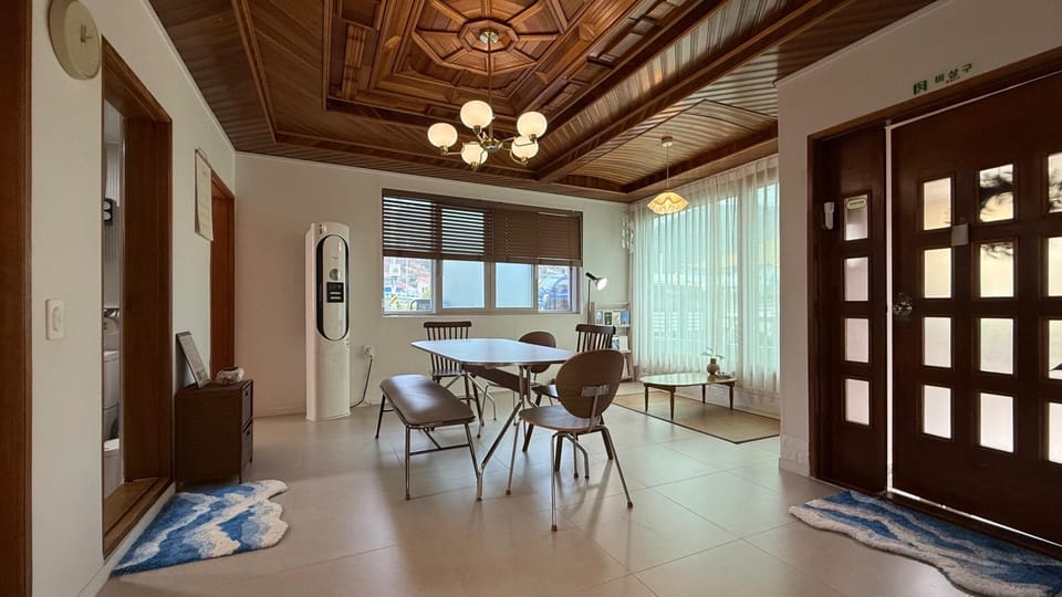 Namhae House Jeongae Hotel in South Korea