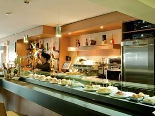 Bar/lounge