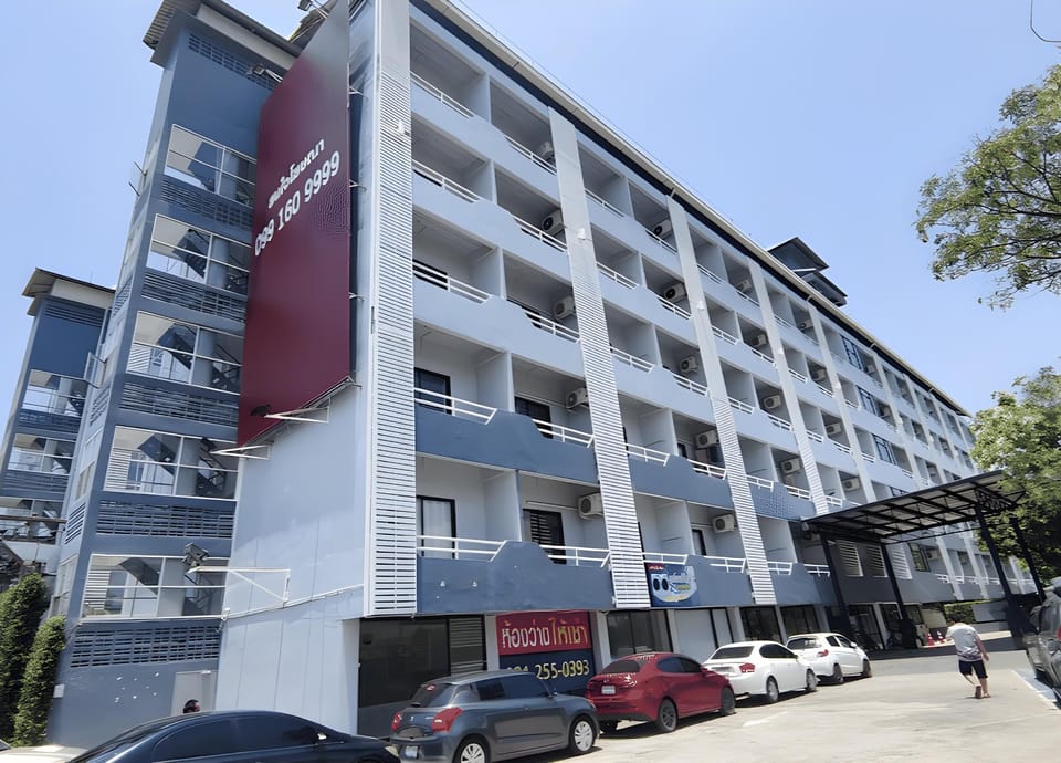 Star 3 Residence Apartment hotel in Rayong, Mueang Rayong District, Rayong, Thailand