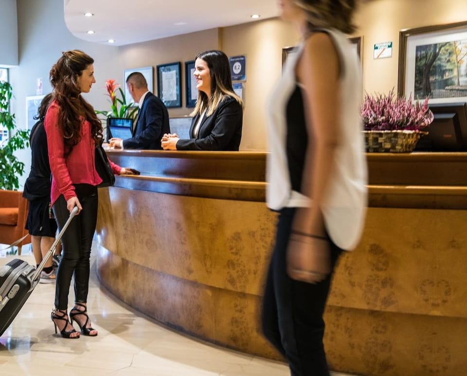 Hotel Carlton Rioja Hotel in Logrono