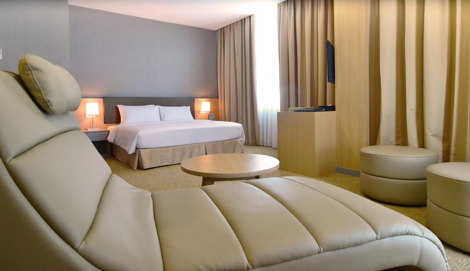 Suite room