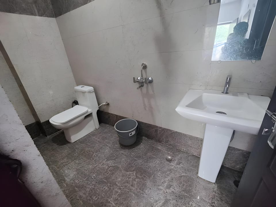 Hotel Gaura Gaurikund Uttarakhand Hotel in Uttarakhand