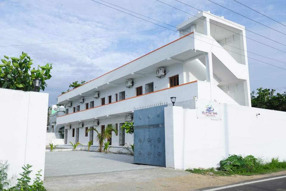 La Piscine Farm House Hotel in Tamil Nadu