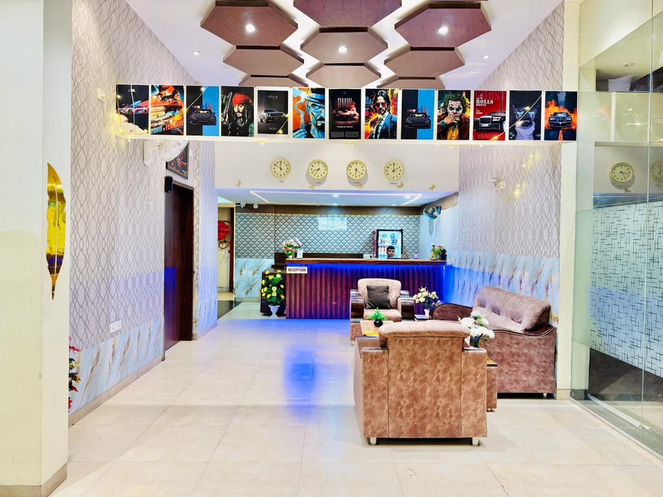 Hotel Ginger Gold Hotel in Pune