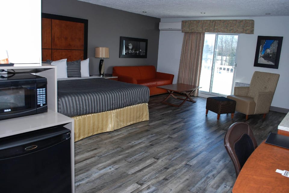 Guestroom