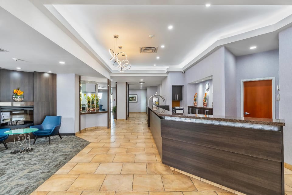 Quality Inn & Suites Hotel in Winnipeg