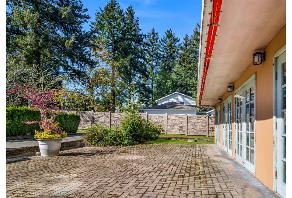 Motel 6 Surrey, BC Hotel in Surrey