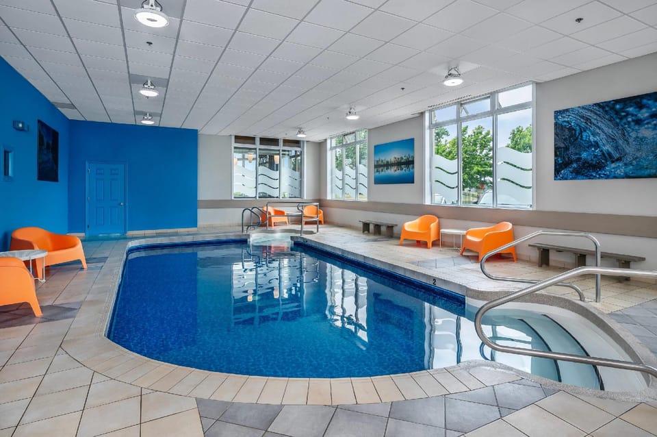 Quality Suites Hotel in Drummondville