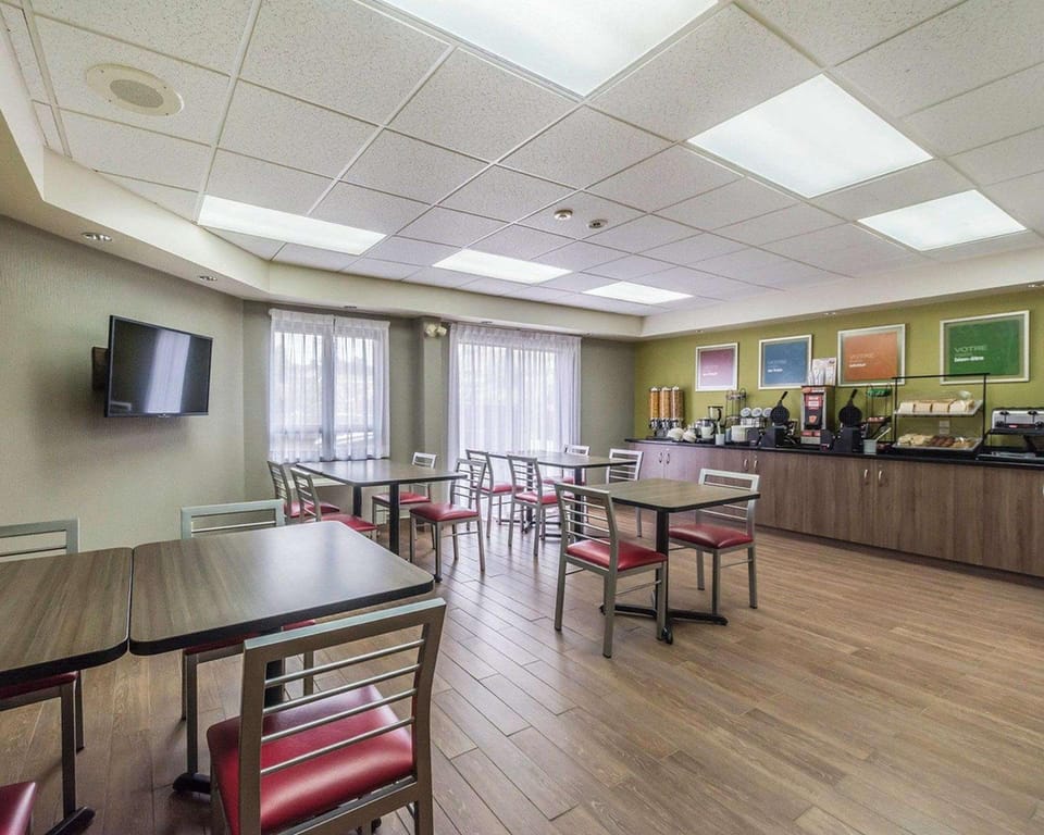 Comfort Inn Thetford Mines Hotel in Quebec