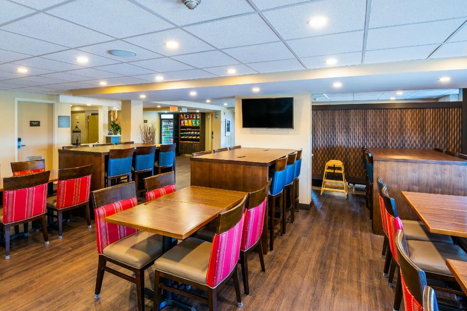 Comfort Inn Hotel in Lake Erie