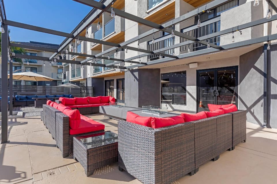 Comfort Inn & Suites Irvine Spectrum Hotel in Laguna Hills