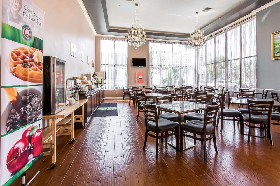 Quality Inn & Suites Bell Gardens-Los Angeles Hotel in Bell Gardens
