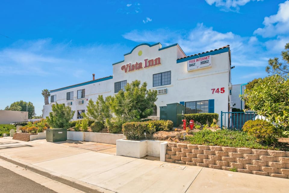 Vista Inn Hotel in Vista