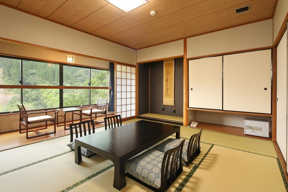 Oyama Ryokan Tochinoki Onsen Hotel in Japan