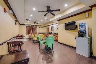 Econo Lodge Inn & Suites Little Rock SW Hotel in Little Rock