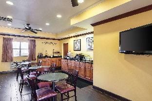 Econo Lodge Inn & Suites Little Rock SW Hotel in Little Rock