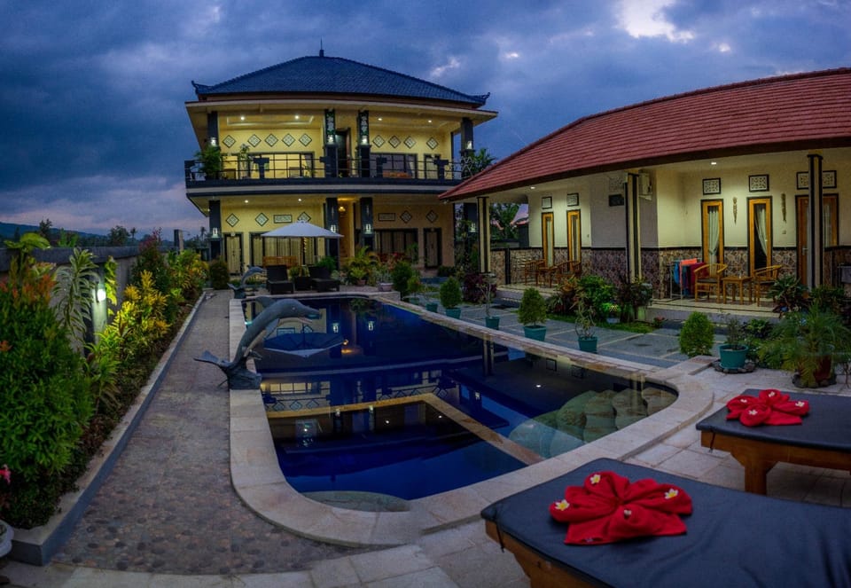 Summer Guesthouse Lovina Hotel in Buleleng