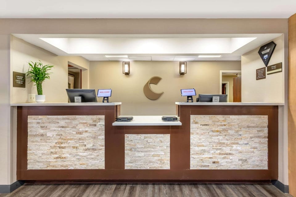 Comfort Inn & Suites Conway Hotel in Conway