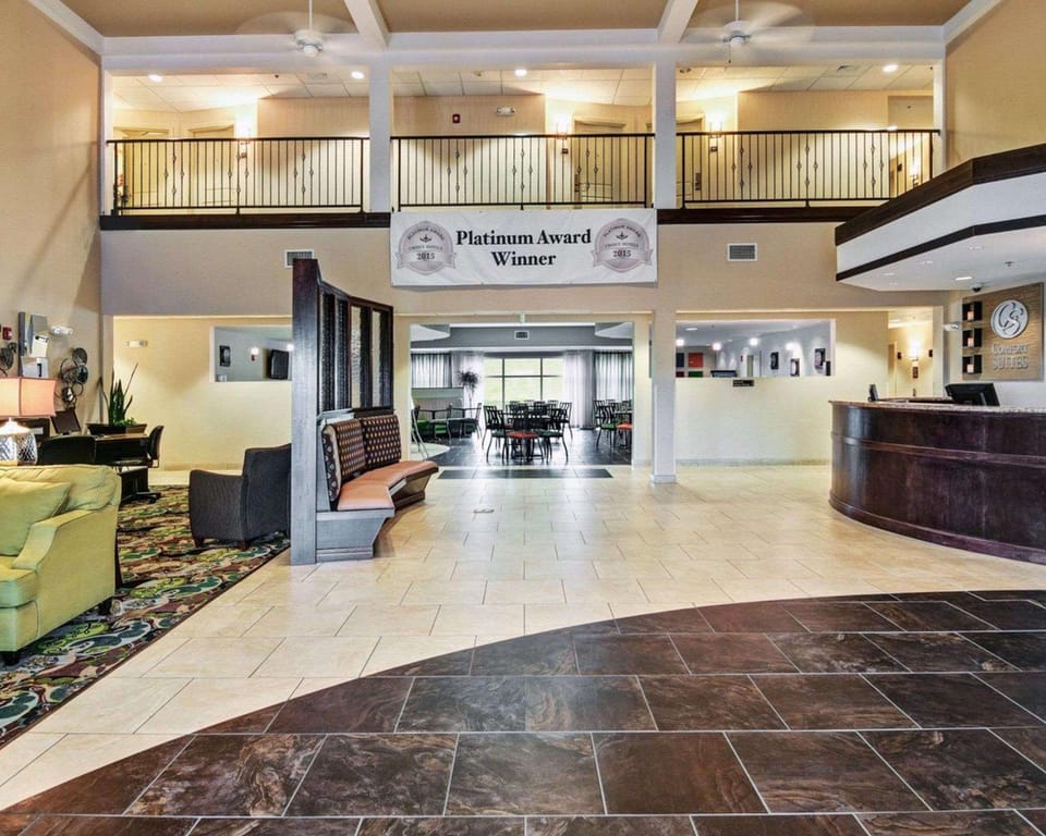 Comfort Suites near Hot Springs Park Hotel in Hot Springs