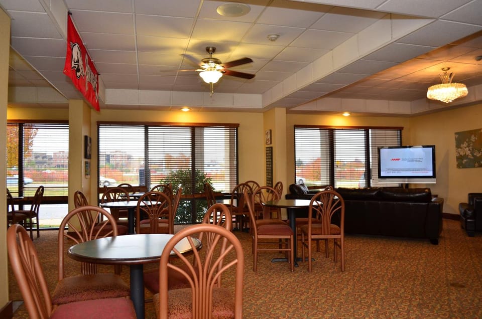 Baymont by Wyndham Fayetteville Hotel in Fayetteville