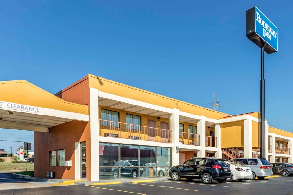 Rodeway Inn Prattville I-65 Hotel in Millbrook