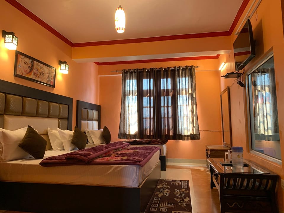 Hotel Rock Stone Hotel in Uttarakhand