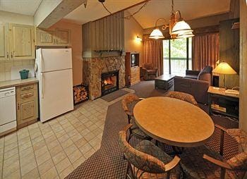 Douglas Fir Resort and Chalets Hotel in Banff