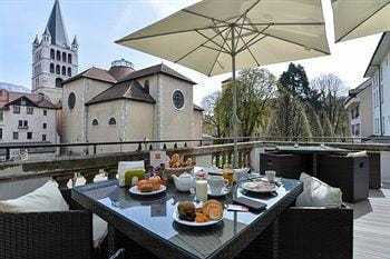 Privilodges Le Royal Annecy Hotel in Annecy