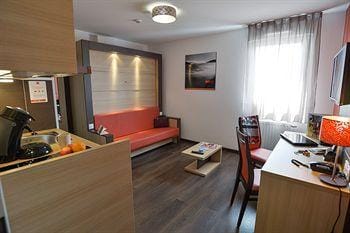 Apparthotel Privilodges Carré de Jaude Hotel in Clermont-Ferrand