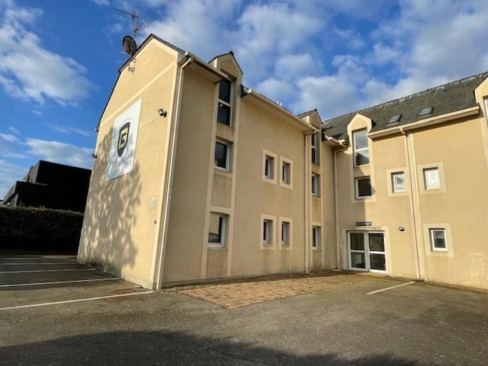 Eurocéan Adonis Budget Hotel in Brittany