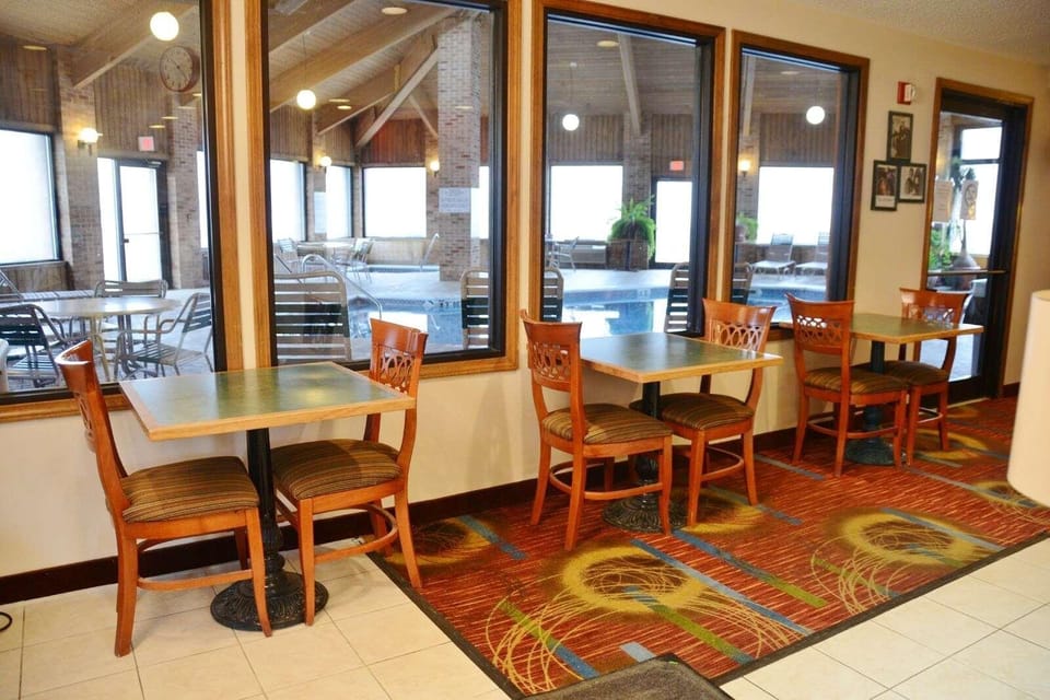 Country Hearth Inn & Suites Kenton Hotel in Ohio