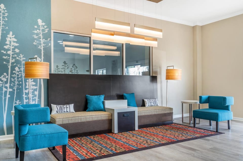Sleep Inn & Suites Newport News City Center Area Hotel in Newport News