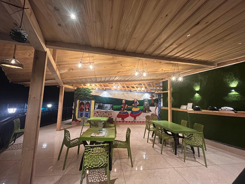 Kaafal Cottage Satkhol Hotel in Uttarakhand