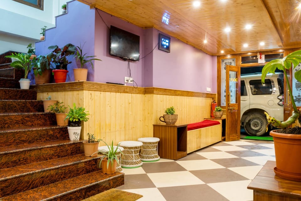 Hotel Parasol Inn Sikkim Hotel in India