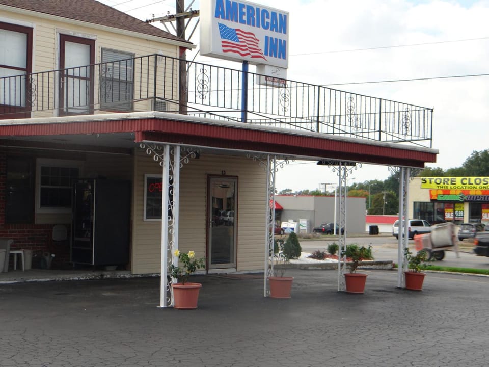 American Inn Sedalia Hotel in Ozark Mountains