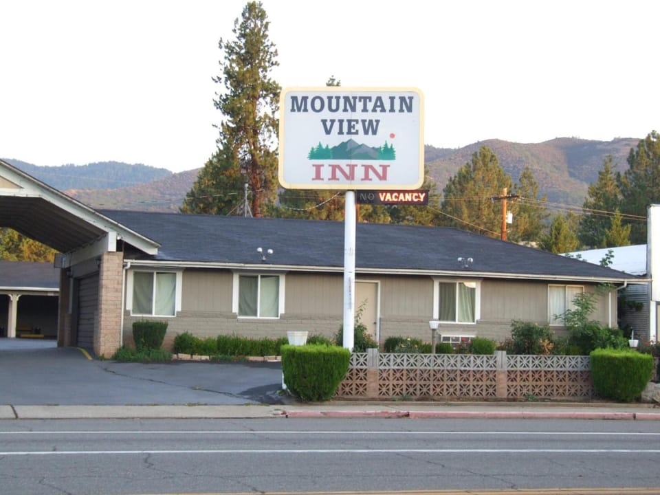 Mountain View Inn Yreka Inn in Yreka