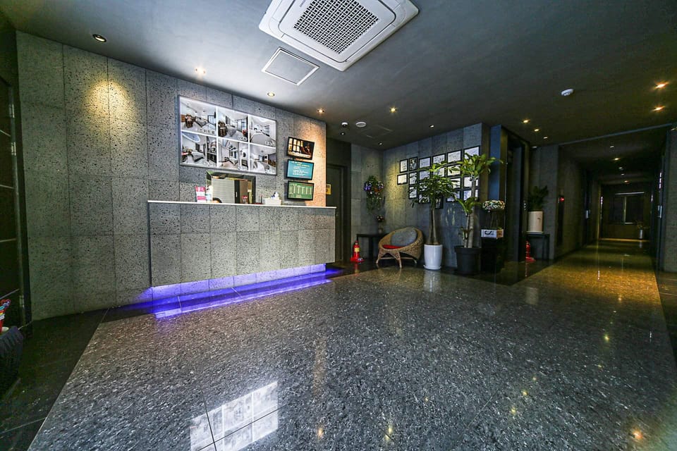 Yongin Hotel Me Motel in Gyeonggi-do