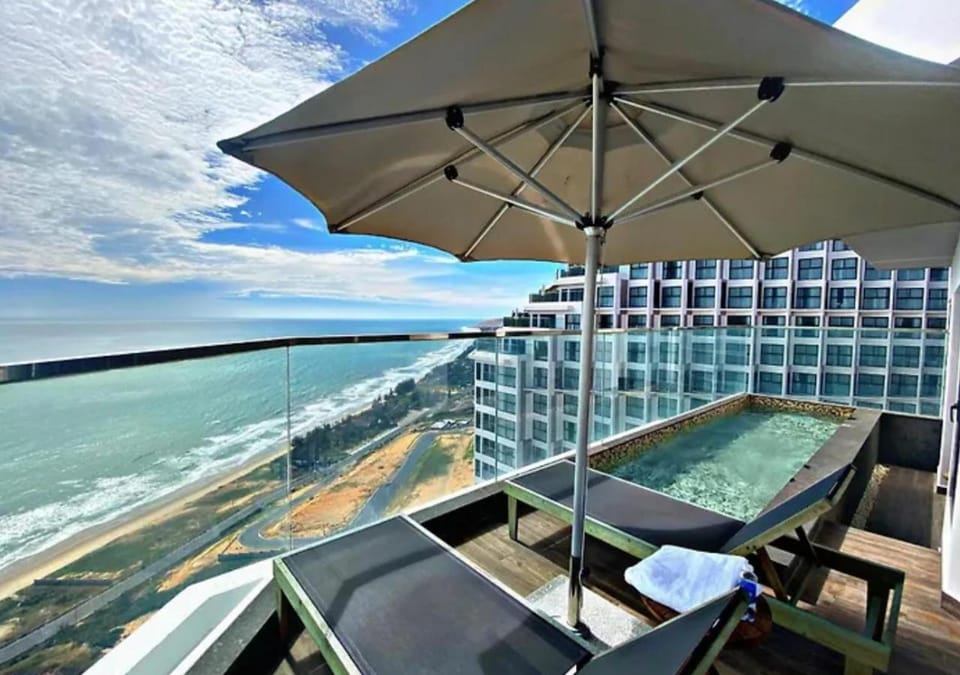 Apec Mandala Cham Bay Mui Ne Condotel Sea View  Hotel in Phan Thiet
