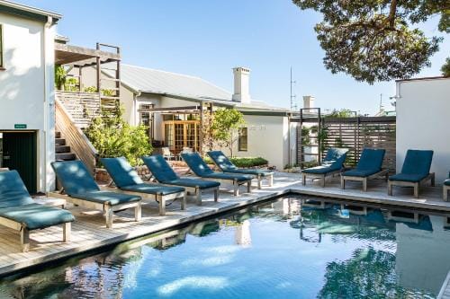 Camps Bay Village - Stone Cottages Hotel in Camps Bay