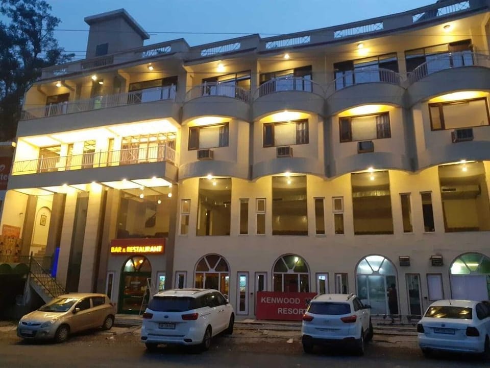 Kenwood Resort Hotel in Himachal Pradesh