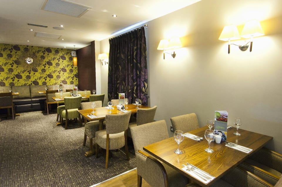 Premier Inn Camberley Hotel in Camberley
