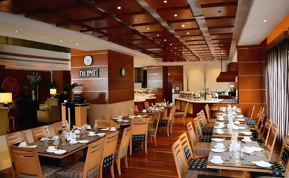 Park Lane Hotel Hotel in Lahore