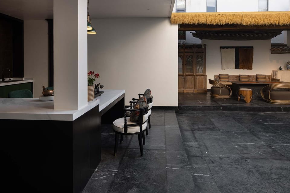 Arcadia Small courtyard Hotel in China