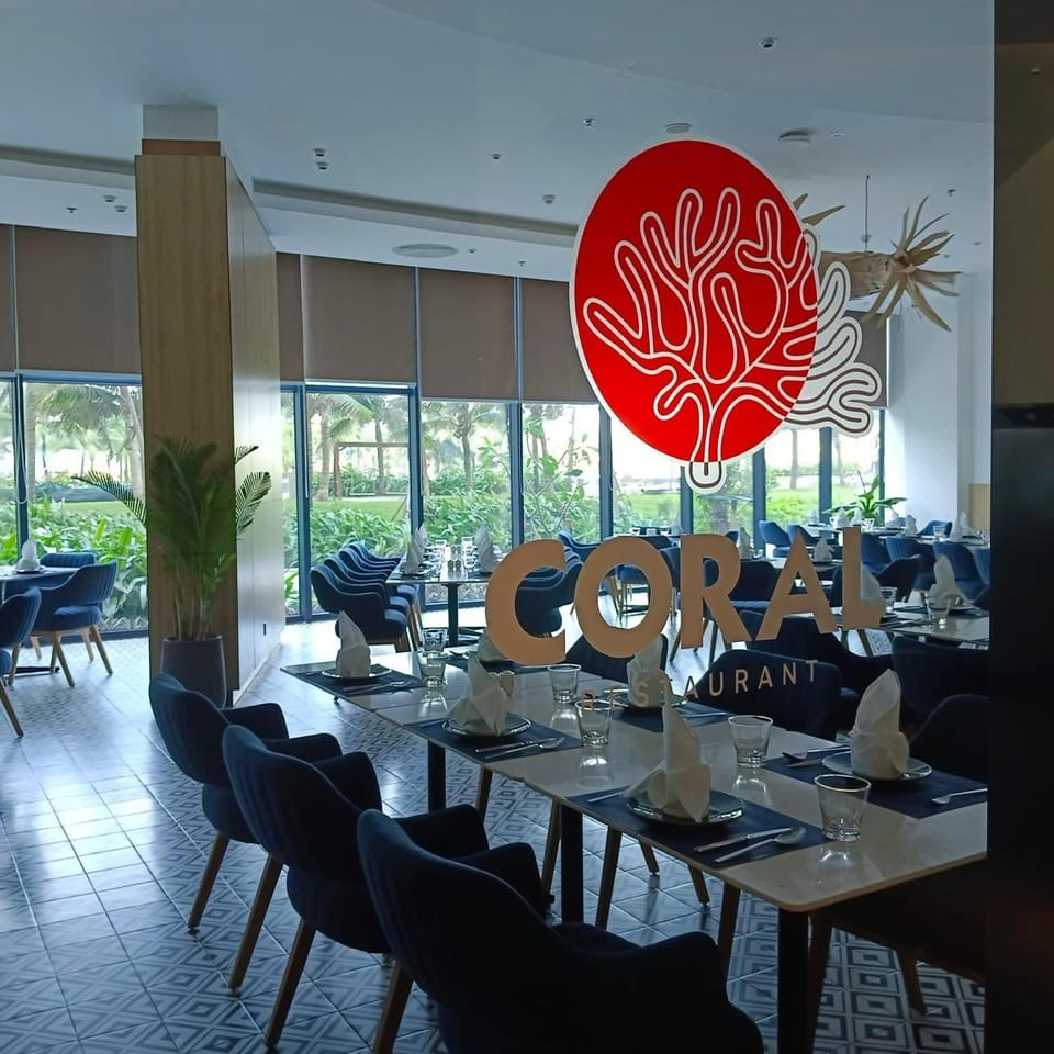 Partial Sea View Studio Cam Ranh Balcony Apartment hotel in Khanh Hoa Province