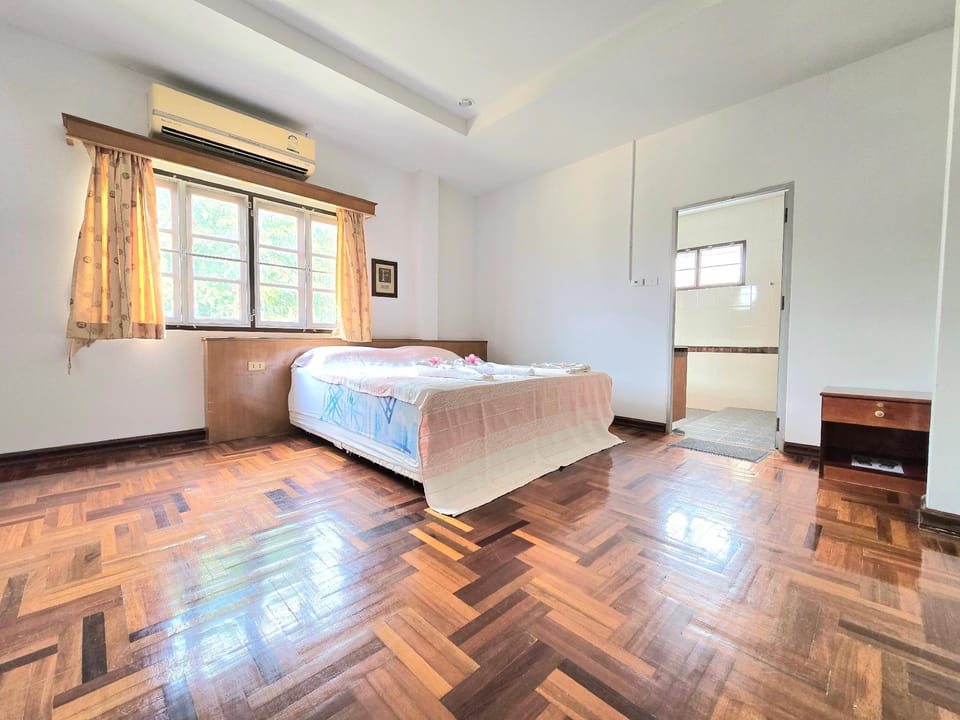 Banchang L cozy Apartment hotel in Chon Buri Changwat